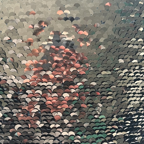 🤩Reversable Two-Toned Fun Sparkle Pillow🤩 - Picture 3 of 5